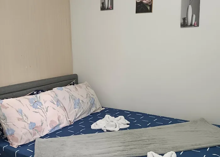 Dvine Era Staycation Auberge de jeunesse